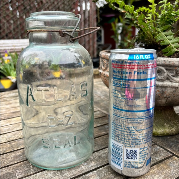 Vintage Atlas E-Z Seal 2 Quart Green Tint Canning Jar - Picture 3 of 10